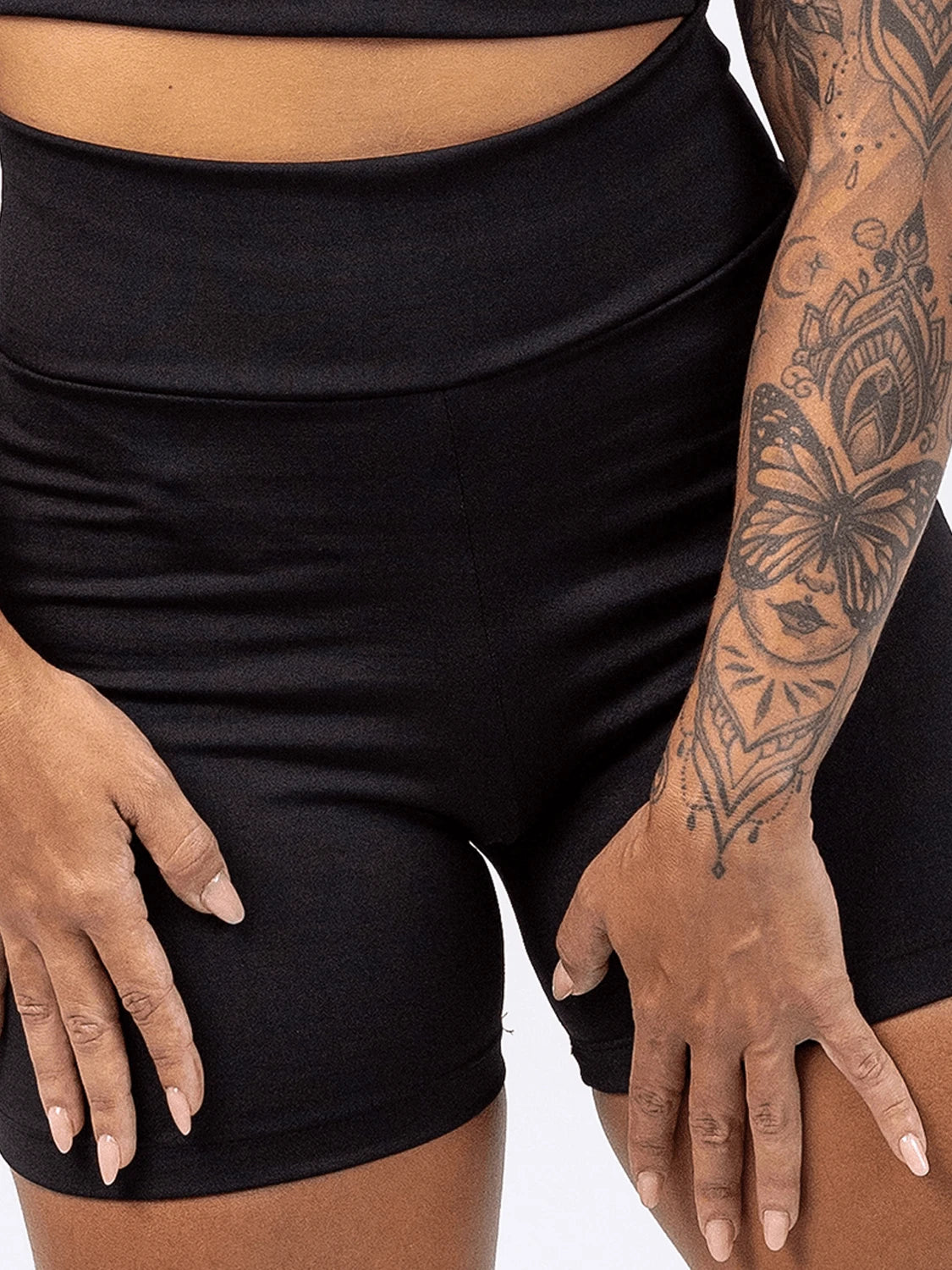 Vendedor IndicadoShort Meia Coxa Academia Feminino Fitness Em Suplex