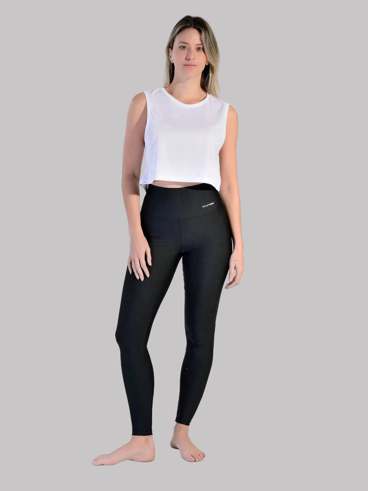 Regata fitness cropped com tecnologia DRYFIT ideal para todos os esportes