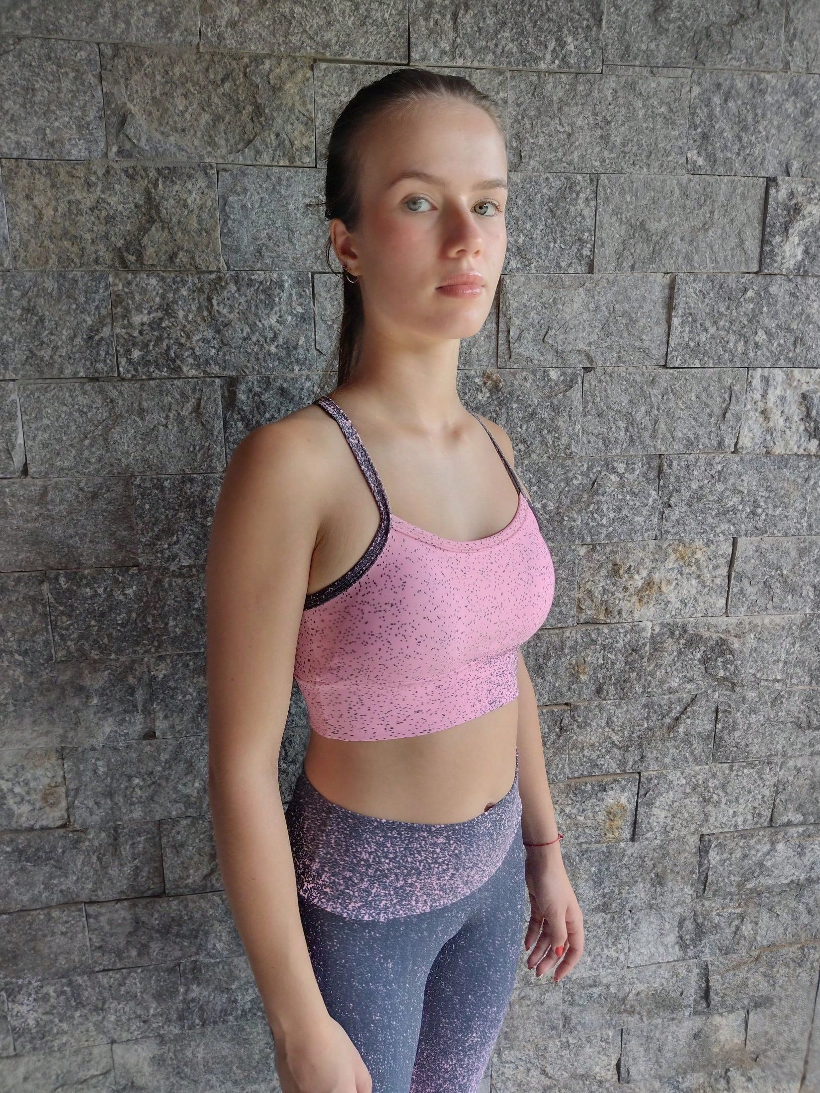 Top Academia Alcinha Fitness Com Cruzado nas Costas Cropped Zero Transparência Com Bojo Removível