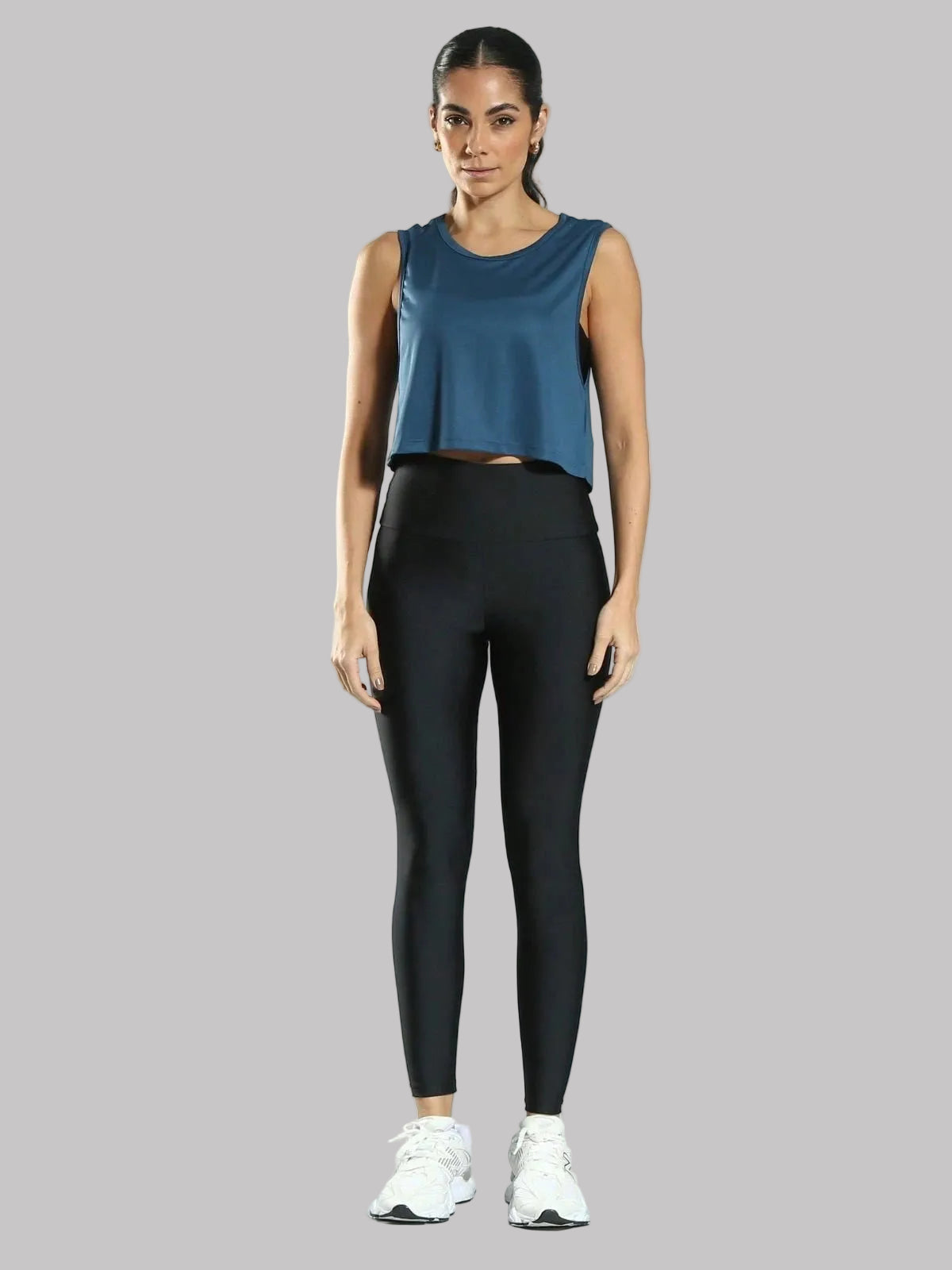 Regata fitness cropped com tecnologia DRYFIT ideal para todos os esportes