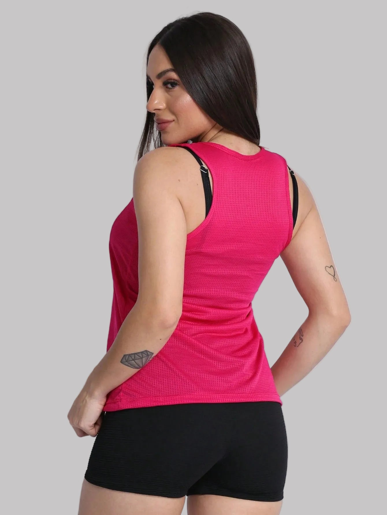 Regata Feminina Dry Fit Furadinha Roupa Academia Fitness Esportiva Treino